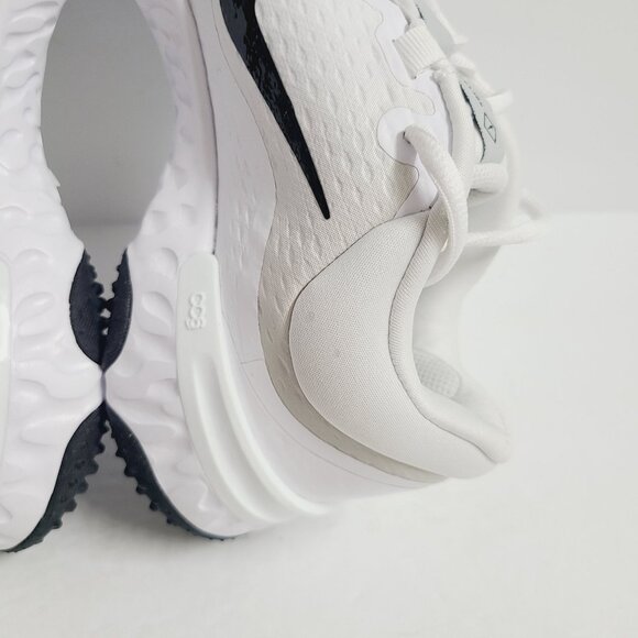 NEW Nike Womens Alpha Huarache Elite 4 Turf Softball Shoes FD2746-100 Size 8 #1 - Picture 8 of 9